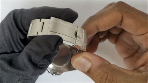 how to tighten Rolex